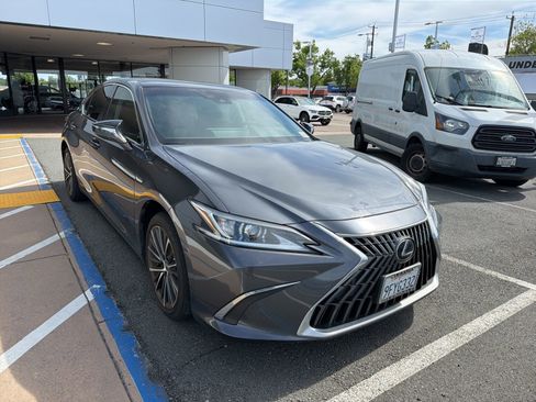 Used 2023 Lexus ES 350 w/ Premium Package image 1