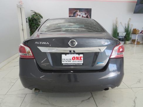 Used 2013 Nissan Altima 2.5 S image 5