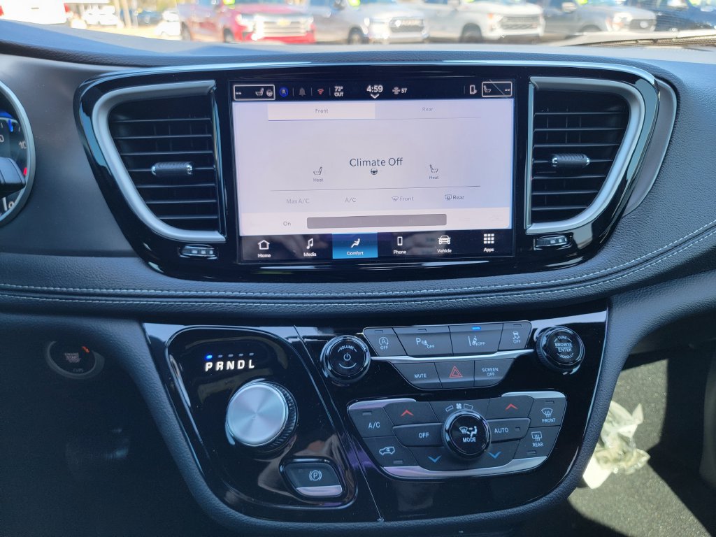 New 2026 Chrysler Pacifica Select FWD image 15