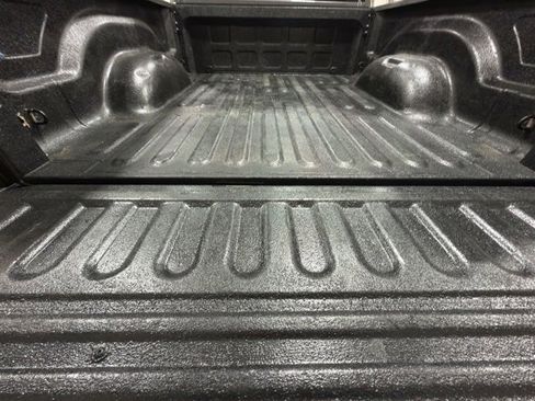 Used 2014 RAM 2500 Tradesman w/ Chrome Appearance Group image 23