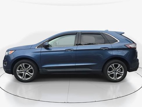 Used 2018 Ford Edge Titanium w/ Ford Safe & Smart Package FWD image 7