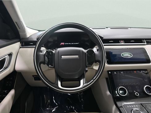Used 2018 Land Rover Range Rover Velar R-Dynamic SE AWD/4WD image 11
