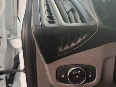 Used 2019 Ford Transit Connect XL FWD image 16
