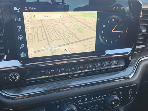 Used 2023 Chevrolet Silverado 1500 ZR2 w/ Technology Package image 21