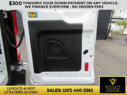 Used 2015 Ford Transit 250 130 Low Roof image 40