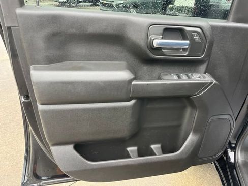 Used 2024 Chevrolet Silverado 2500 Custom w/ Custom Value Package AWD/4WD image 12