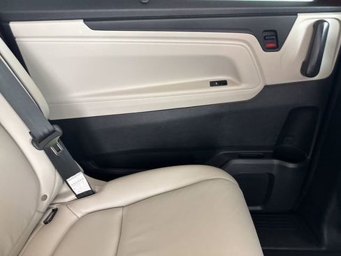 Used 2025 Honda Odyssey Touring image 29