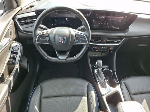 Used 2025 Buick Encore GX Sport Touring w/ Advanced Technology Package AWD/4WD image 11
