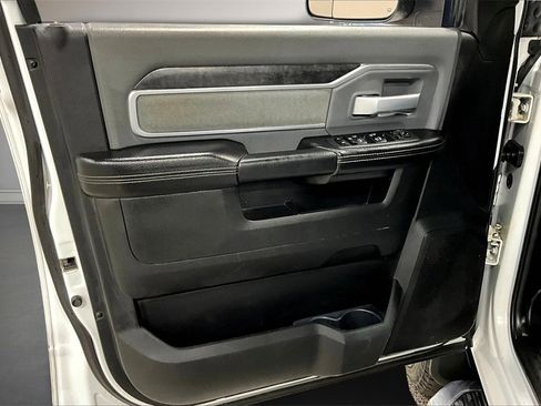 Used 2021 RAM 2500 Big Horn image 21