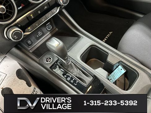 Used 2024 Nissan Sentra S FWD image 17