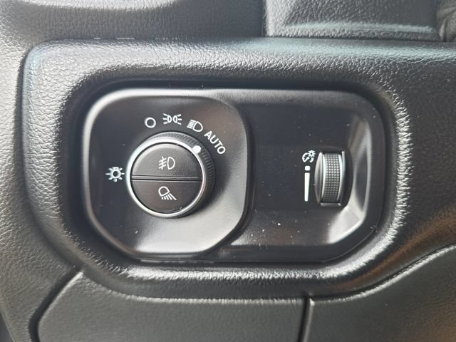 Certified 2025 RAM 2500 Big Horn AWD/4WD image 21