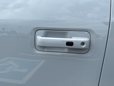 Used 2017 Ford F150 Raptor w/ Equipment Group 802A Luxury image 12