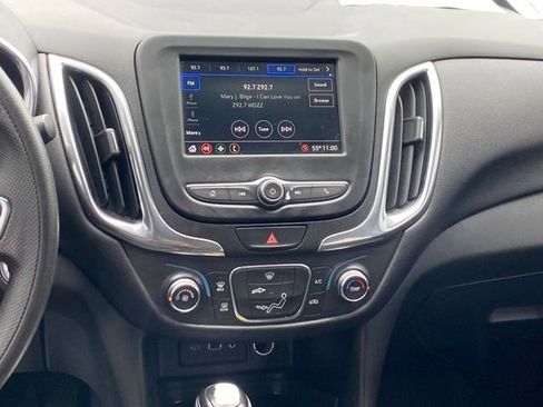 Used 2019 Chevrolet Equinox LT image 9