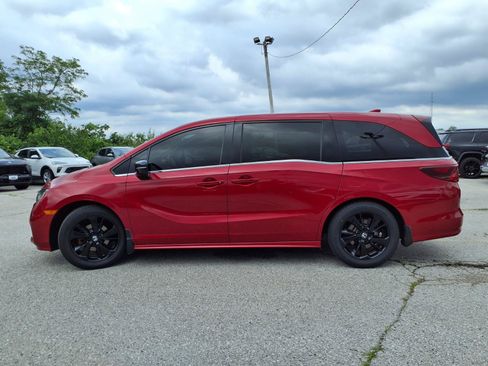 Used 2023 Honda Odyssey Sport image 35