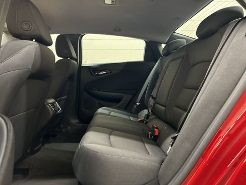 Used 2024 Chevrolet Malibu LT image 8