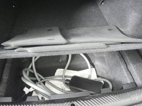 Used 2025 BMW i5 xDrive40 w/ Executive Package image 17