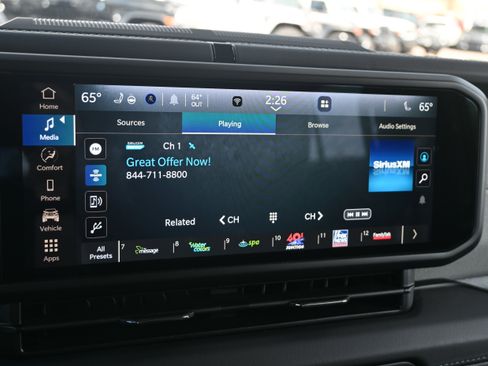 Used 2025 Jeep Wrangler Sahara w/ Safety Group image 23