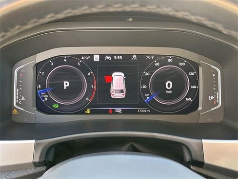 Used 2022 Volkswagen Atlas SEL Premium image 10