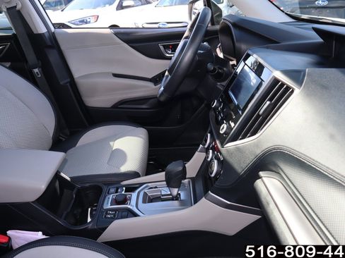 Used 2023 Subaru Forester Premium image 27