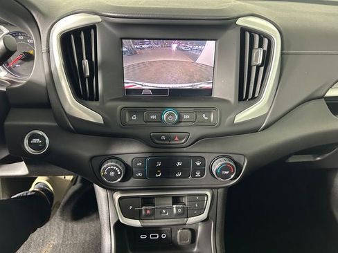 Used 2023 GMC Terrain SLE AWD/4WD image 23