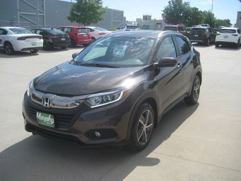 Used 2022 Honda HR-V EX-L image 4