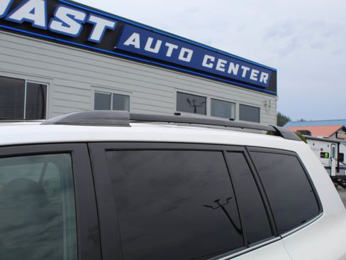 Used 2013 Toyota Highlander SE AWD/4WD image 15