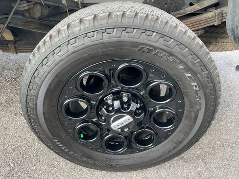 Used 2009 Ford F350 Lariat image 7