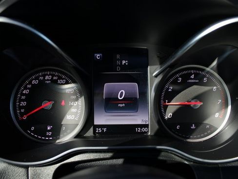 Certified 2018 Mercedes-Benz GLC 300 4MATIC image 23