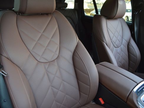 Certified 2025 BMW X5 sDrive40i w/ Premium Package image 38