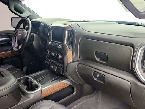Used 2021 Chevrolet Silverado 1500 High Country w/ Technology Package AWD/4WD image 25