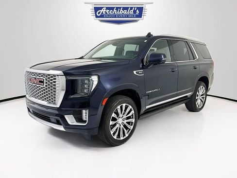 Used 2024 GMC Yukon Denali w/ Denali Reserve Package AWD/4WD image 3