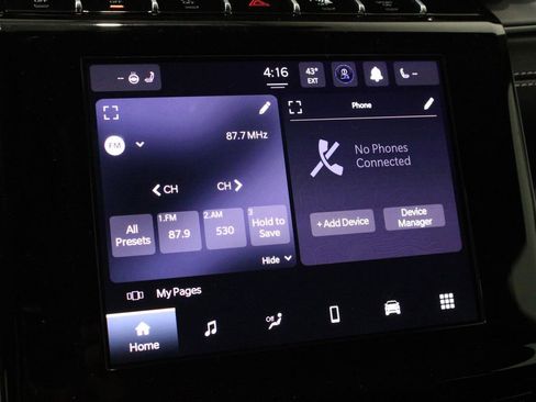 New 2025 Jeep Grand Cherokee Laredo image 32