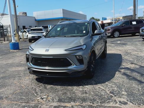 Used 2024 Buick Encore GX Sport Touring FWD image 71