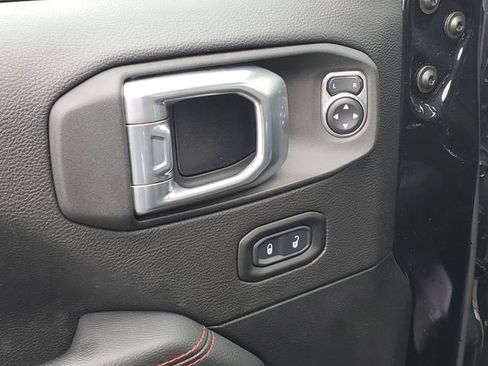 Used 2021 Jeep Wrangler Rubicon w/ Uconnect 4C Nav & Sound Group AWD/4WD image 20