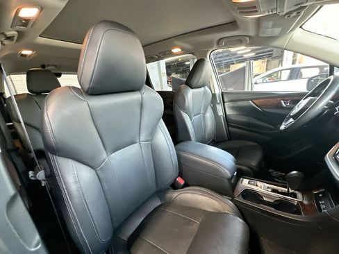 Used 2023 Subaru Ascent Touring AWD/4WD image 27