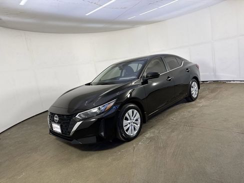 Certified 2025 Nissan Sentra S image 2