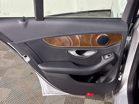 Used 2015 Mercedes-Benz C 300 Sedan image 17