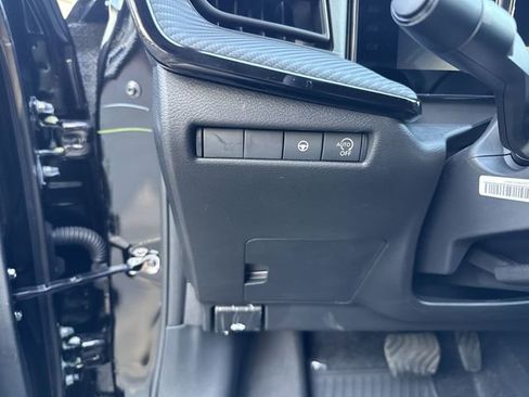 New 2026 Nissan Kicks SR w/ Cold Weather Package image 23