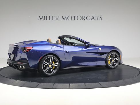 Certified 2020 Ferrari Portofino image 8