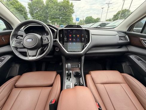 Used 2024 Subaru Ascent Touring AWD/4WD image 31