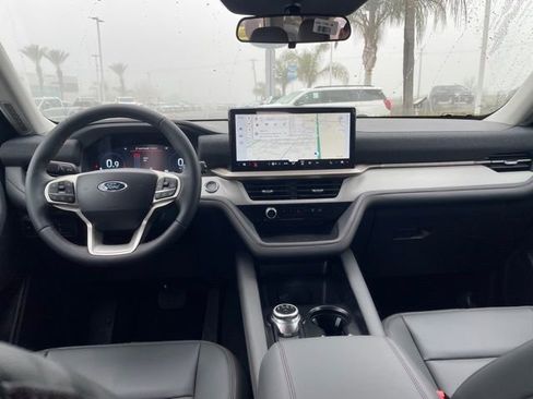 New 2026 Ford Explorer Active w/ Active Comfort Package image 23