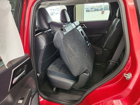 Used 2025 Mitsubishi Outlander SE image 20