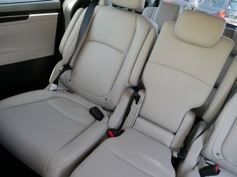 Certified 2026 Honda Odyssey EX-L image 12