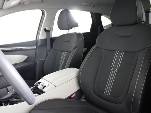 Certified 2024 Hyundai Tucson SEL FWD image 21