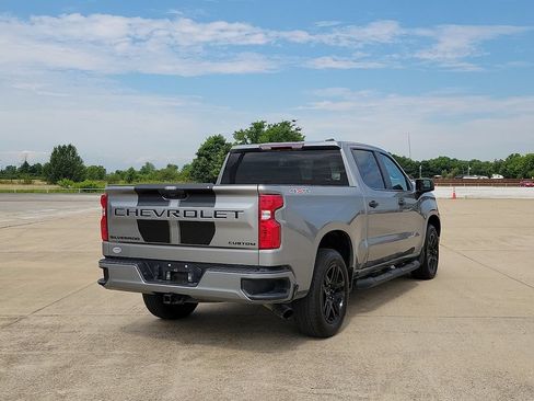 Used 2023 Chevrolet Silverado 1500 Custom w/ Rally Edition AWD/4WD image 5
