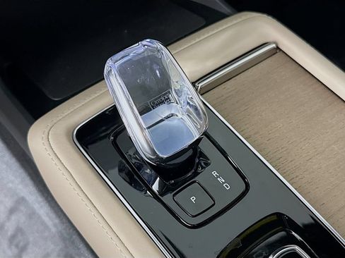 New 2026 Volvo XC90 B6 Plus w/ Protection Package AWD/4WD image 17