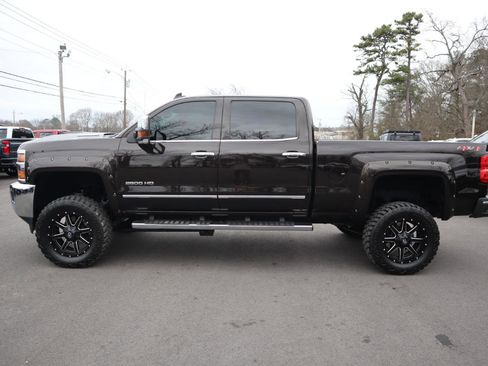 Used 2019 Chevrolet Silverado 2500 LTZ w/ Duramax Plus Package image 6