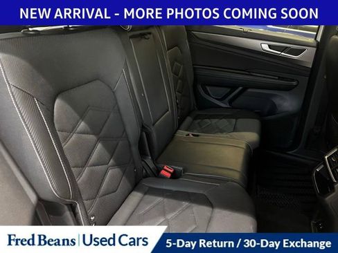 Used 2024 Volkswagen Atlas Cross Sport SE w/ Panoramic Sunroof Package image 7