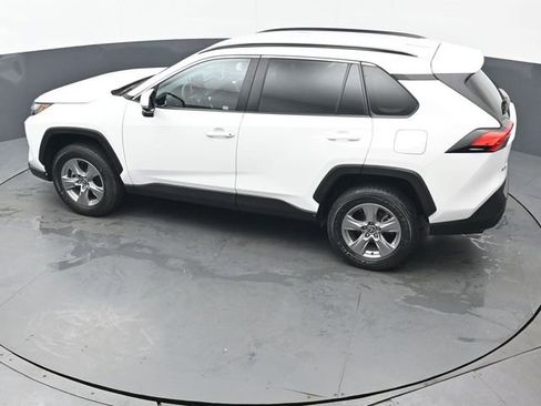 Used 2024 Toyota RAV4 XLE image 38