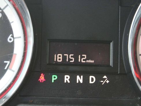 Used 2015 Dodge Grand Caravan SE w/ Quick Order Package 29E SE FWD image 8